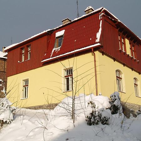 U Nás Apartamento Smržovka Exterior foto